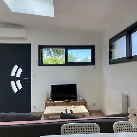 Appartement Paisible Proche Centre Ville Bron Eksteriør billede