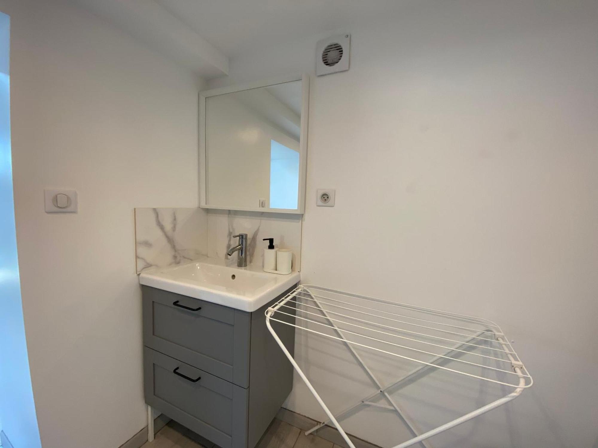 Appartement Paisible Proche Centre Ville Bron Eksteriør billede